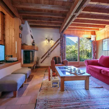 Chalet Sainte-foy-l'argentiere Chalet Sleeps 6 *