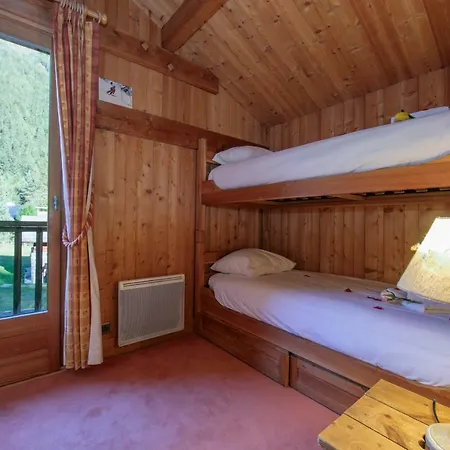 Sainte-foy-l'argentiere Chalet Sleeps 6 Chalet *