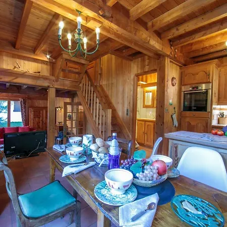 Sainte-foy-l'argentiere Chalet Sleeps 6 Chamonix